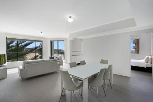 Three-Bedroom Deluxe Apartment