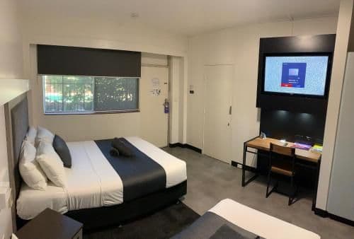 Deluxe Studio
