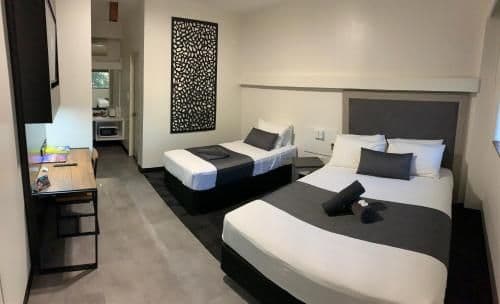 Deluxe Studio