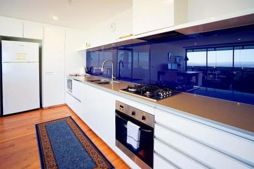 Luxury One-Bedroom Apartment with River Views 