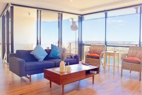 Luxury One-Bedroom Apartment with River Views 