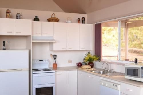Cottage with Sea View - Redgum Cottage