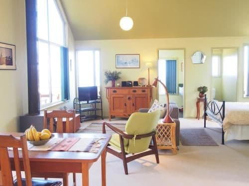 Cottage with Sea View - Island Cottage