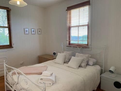 Three-Bedroom Cottage - The Old Farmhouse