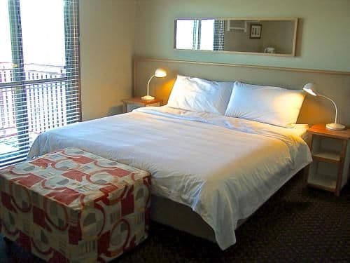 King Room with Balcony and Mountain View 