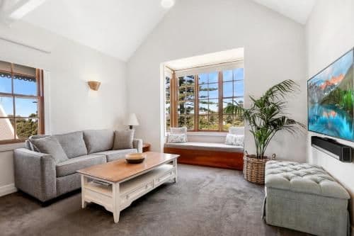 Superior Queen Apartment - 6