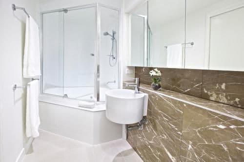 One-Bedroom Apartment with Spa Bath