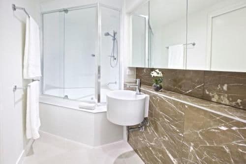 One-Bedroom Apartment with Spa Bath