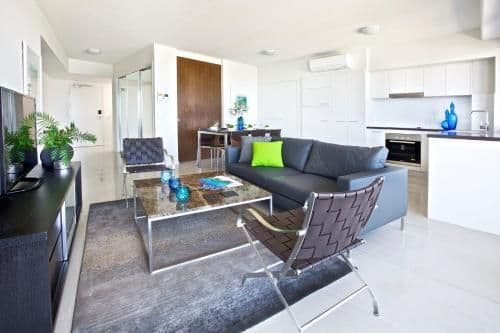 Three-Bedroom Apartment with Ocean View
