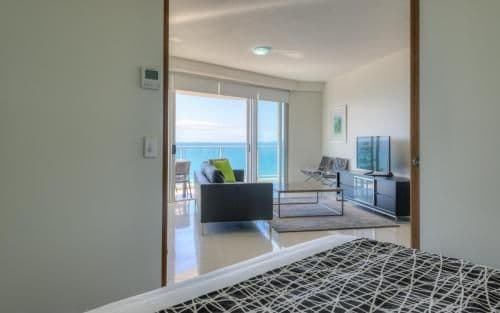 XL One-Bedroom Apartment with Ocean View