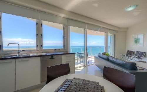 XL One-Bedroom Apartment with Ocean View