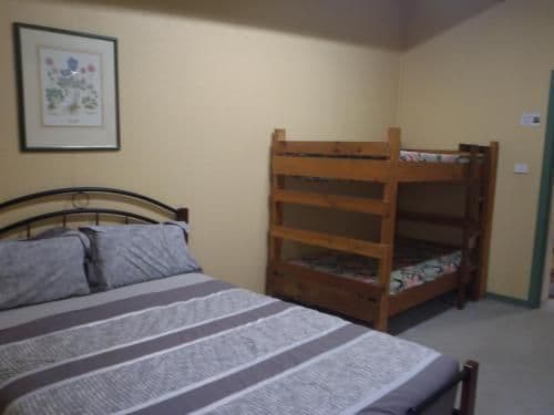 Six-Bedroom Lodge