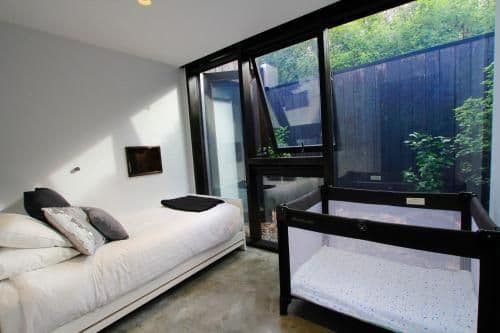 Two-Bedroom Apartment With Sea View - Tutors