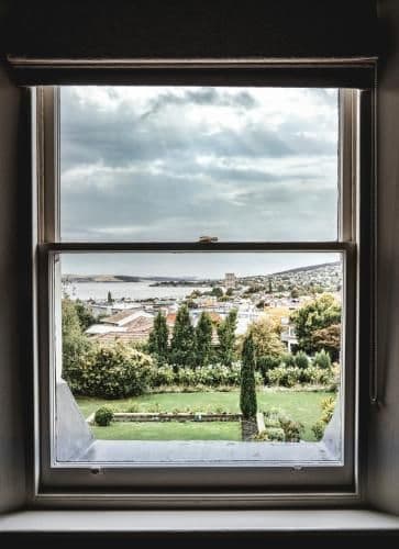 Two-Bedroom Apartment with Sea View - Old Housekeepers