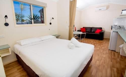 Deluxe Cabin (2 Adults)