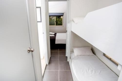 Sunrise One-Bedroom Cabin - Oceanview