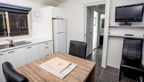 Sunrise One-Bedroom Cabin - Oceanview