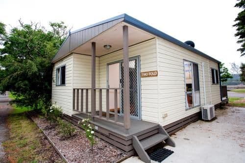 Cabin- Twofold (6 Adults)