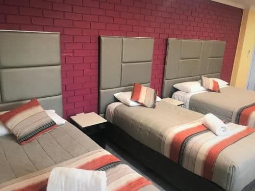 Deluxe Family Room