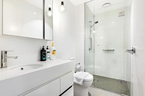 One-Bedroom Apartment with Balcony - Top Floor