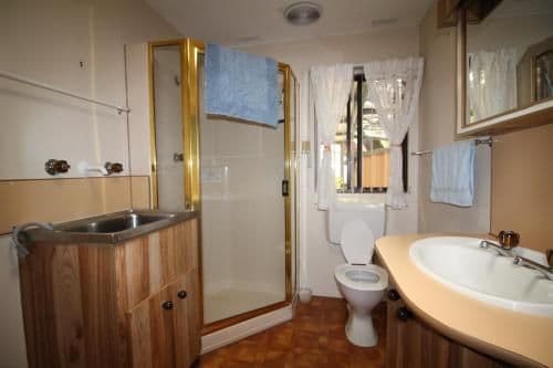 Basic Triple Room