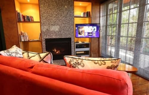 Mangrove One-Bedroom Suite with Spa Bath