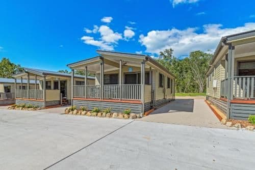 Deluxe 2 Bedroom Cabin