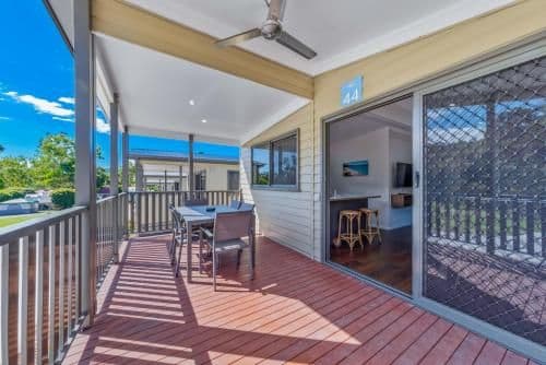 Deluxe 2 Bedroom Cabin