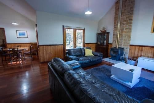 Two-Bedroom Cottage - Cowrie