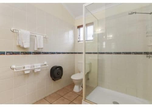 Deluxe 2 Bedroom Cabin