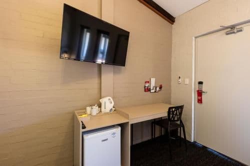 Studio Queen and Single Room