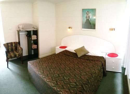 Queen Room