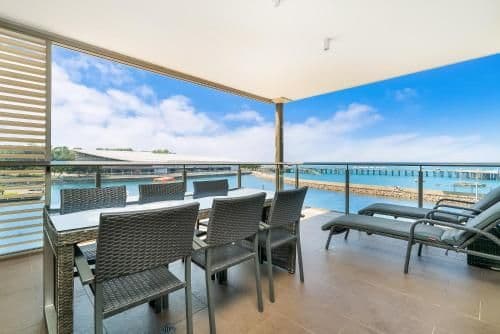 Three-Bedroom Apartment - Neptuna