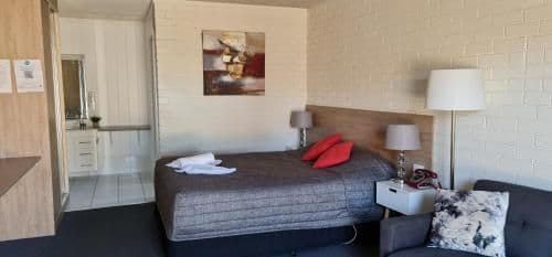 Queen Room