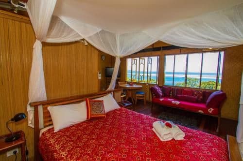 Bungalow with Sea View
