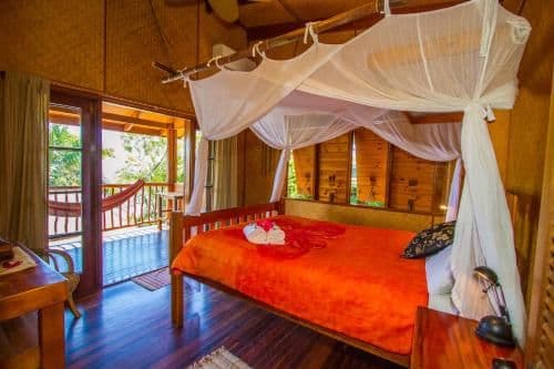 Two-Bedroom Bungalow with Sea View