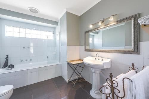 Two-Bedroom Cottage - Peppercorn (Children Welcomed) 