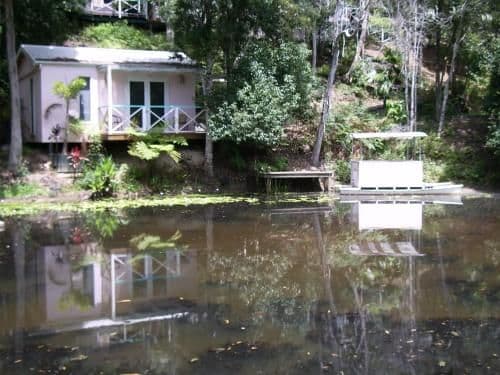Lakeside Queen Lodge