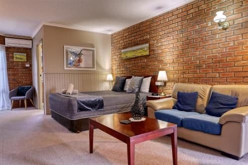 Executive Queen Room