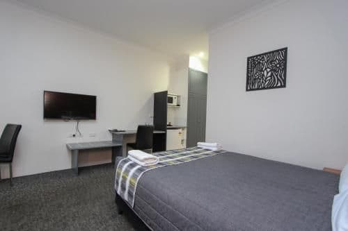 Queen Room