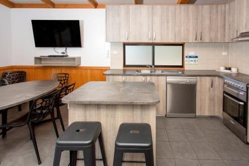 Three Bedroom Deluxe Villa Unit (8 Berth)