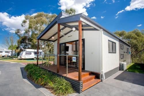 Three Bedroom Deluxe Villa Unit (8 Berth)