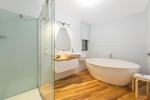 Two-Bedroom Cottage - Kingfisher