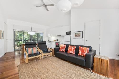 Two-Bedroom Cottage - Kingfisher
