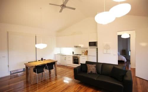 Two-Bedroom Cottage - Kingfisher