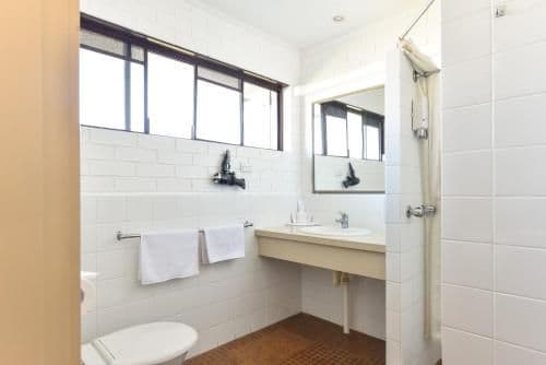 Deluxe Family Room - Not Pet Friendly
