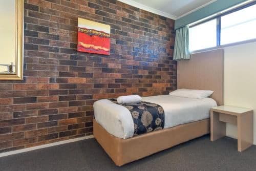 Executive Queen Room with Kitchenette - Not Pet Friendly