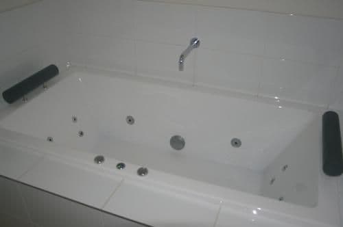 One-Bedroom Apartment with Spa Bath