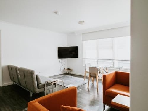 Deluxe One Bedroom Apartment