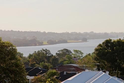 Apartment with Lake View